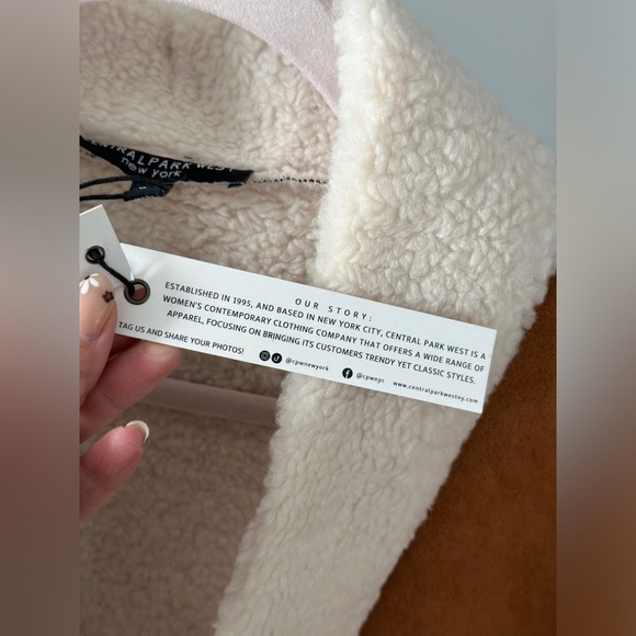 Central Park West Alwyn Vest in Cognac size Large NWT - Picture 15 of 15